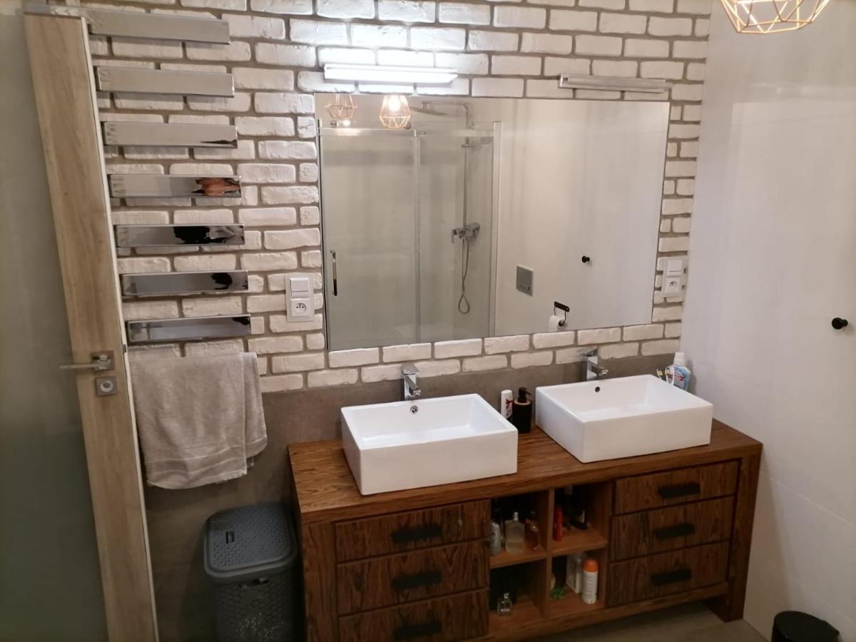 Apartament Mieszkanie Krzeszow Europejska Perla Baroku Экстерьер фото